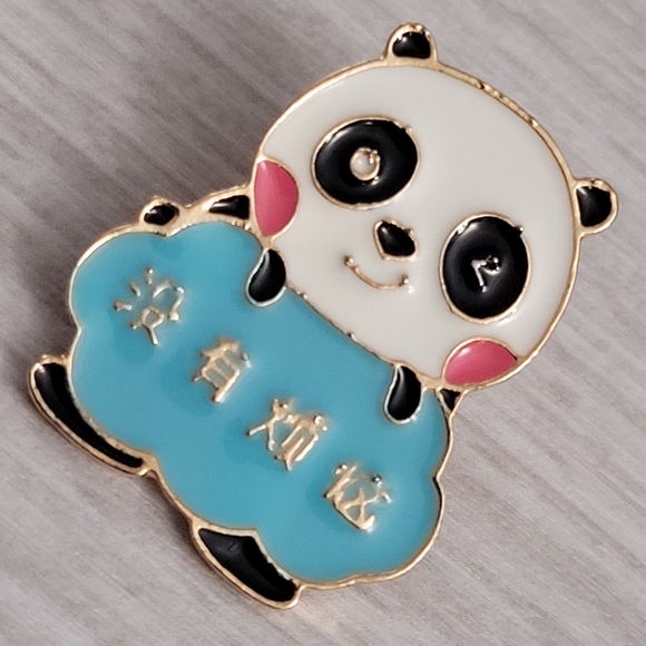 Winking Panda Enamel Pin - Picture 3 of 10